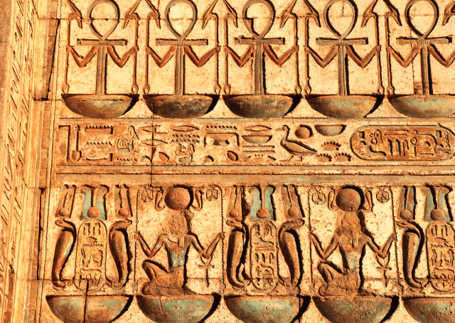 Tempel van Khonsoe, Egyptische god van de maan en de tijd