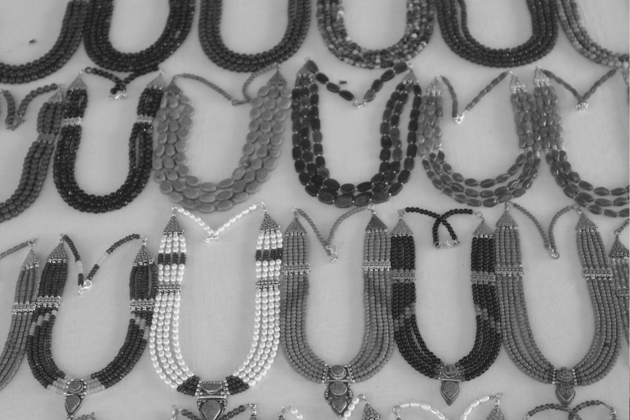 Oude stijl sieraden kettingen