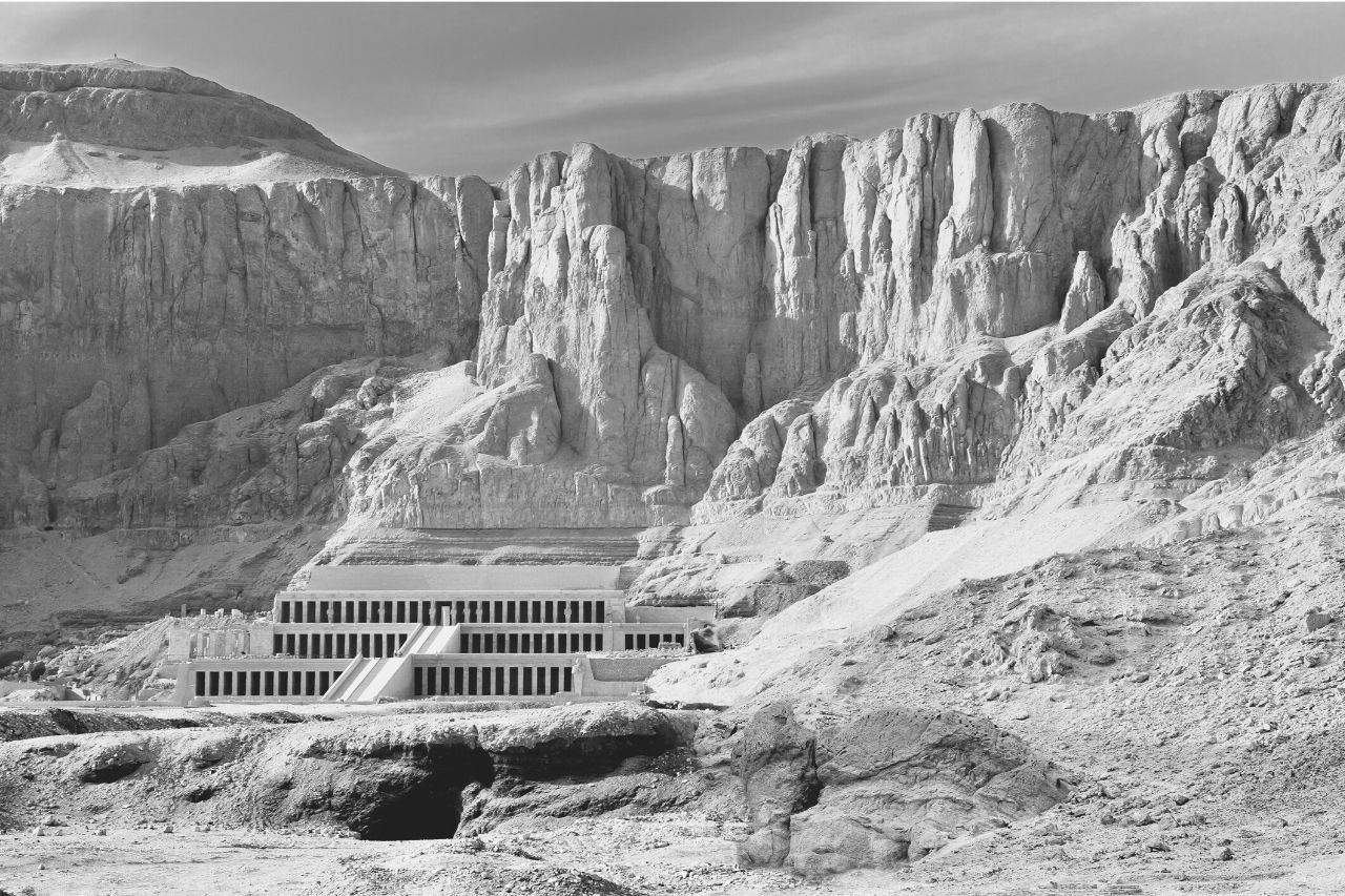 De begrafenisrituelen van de rijke oude Egyptenaren