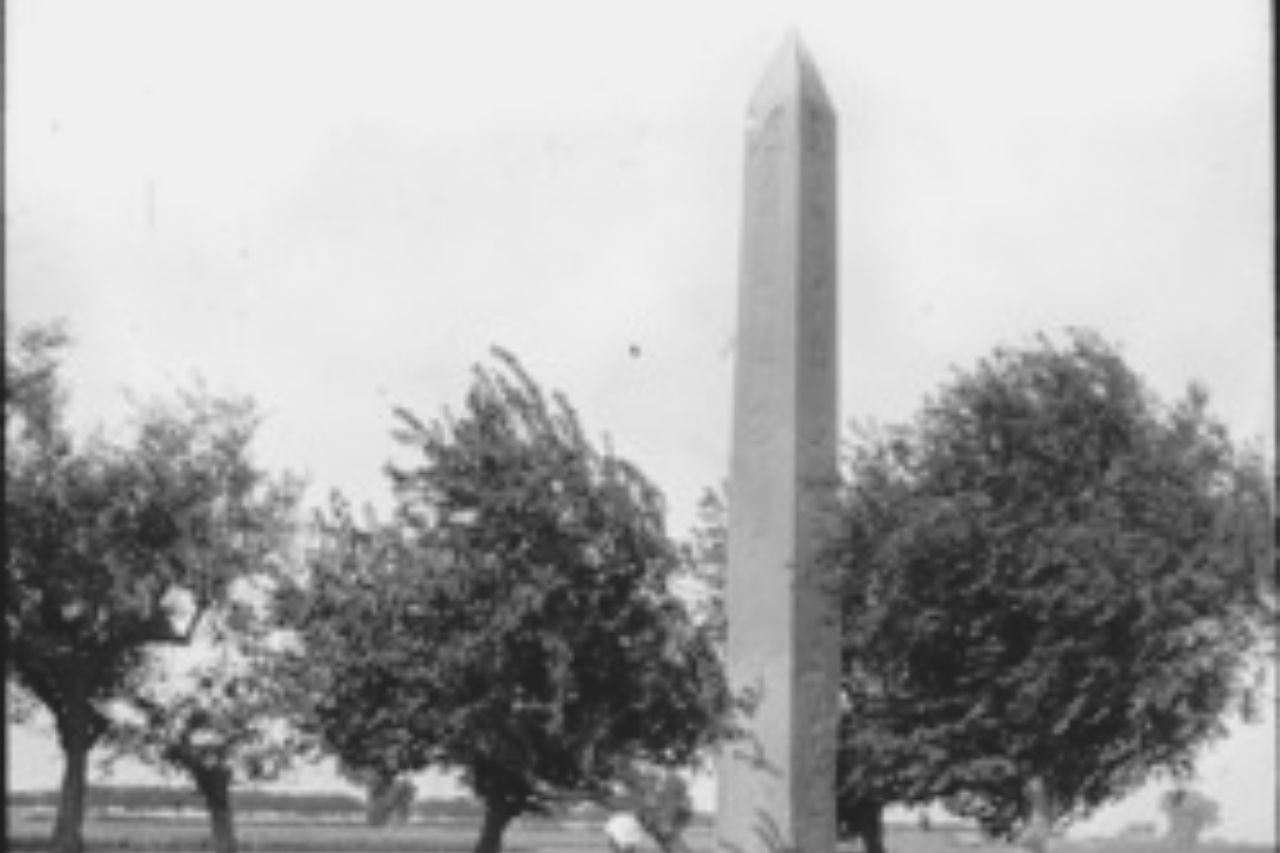 Welk doel dienen de obelisk van Senusret en andere obelisken nu?